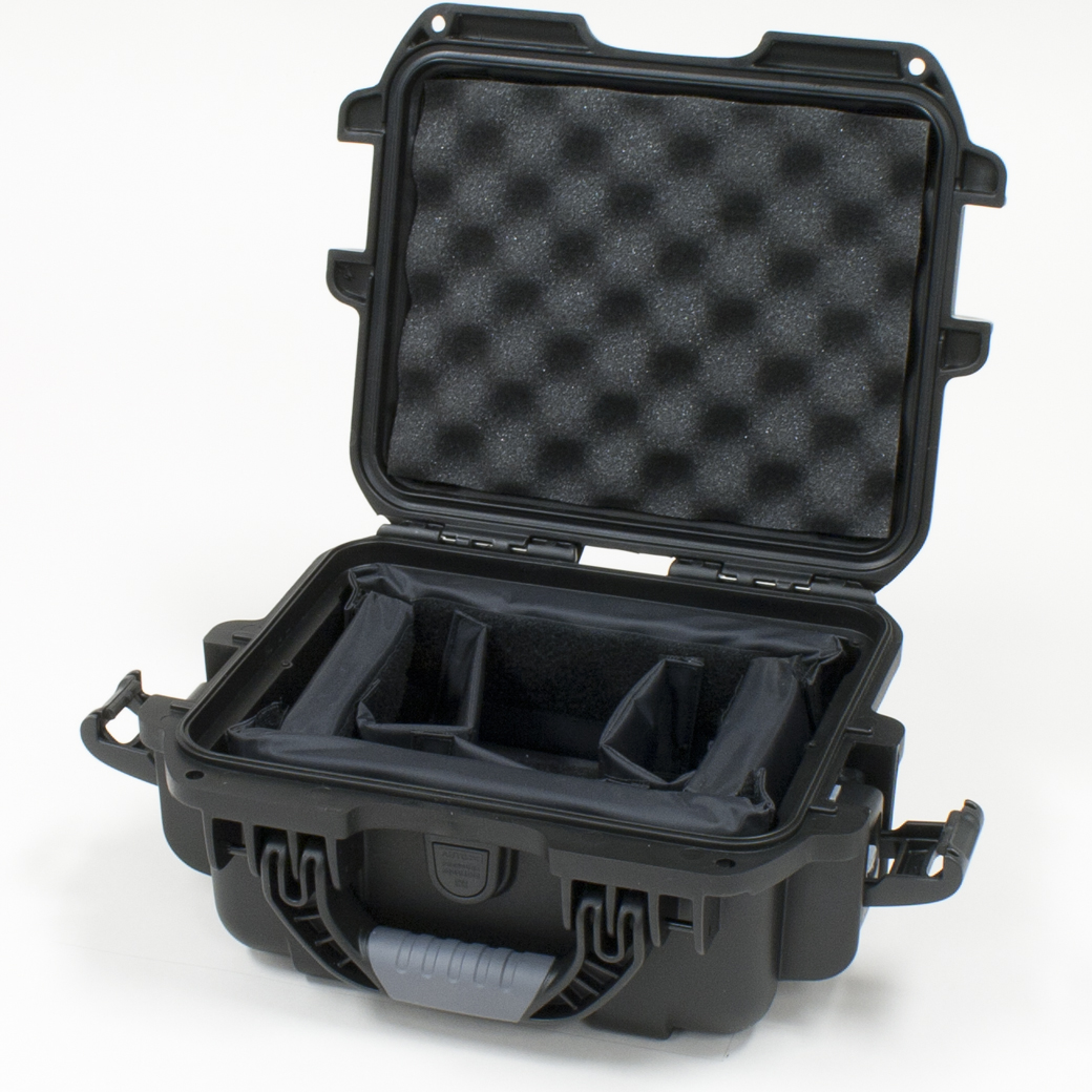 Waterproof case w/ divider system; 9.4″x7.4″x5.5″-GU-0907-05-WPDV