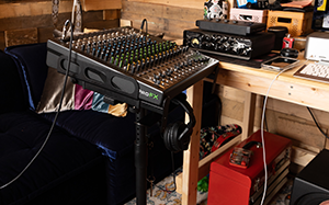 Frameworks Mixer Cart Press Image