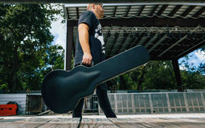 Gator Expands Traditional Series with 339-Style Wood Guitar Case